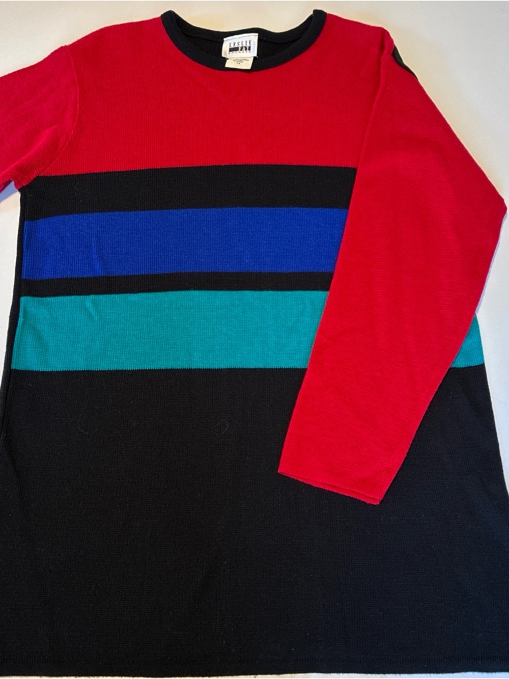 Leslie Fay Red Crewneck Sweater with Black Collar - Picture 2 of 15